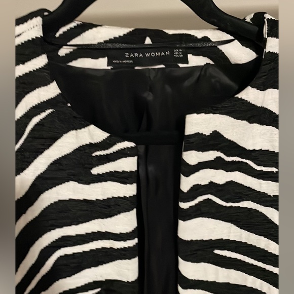 Zara zebra jacket - Picture 2 of 3